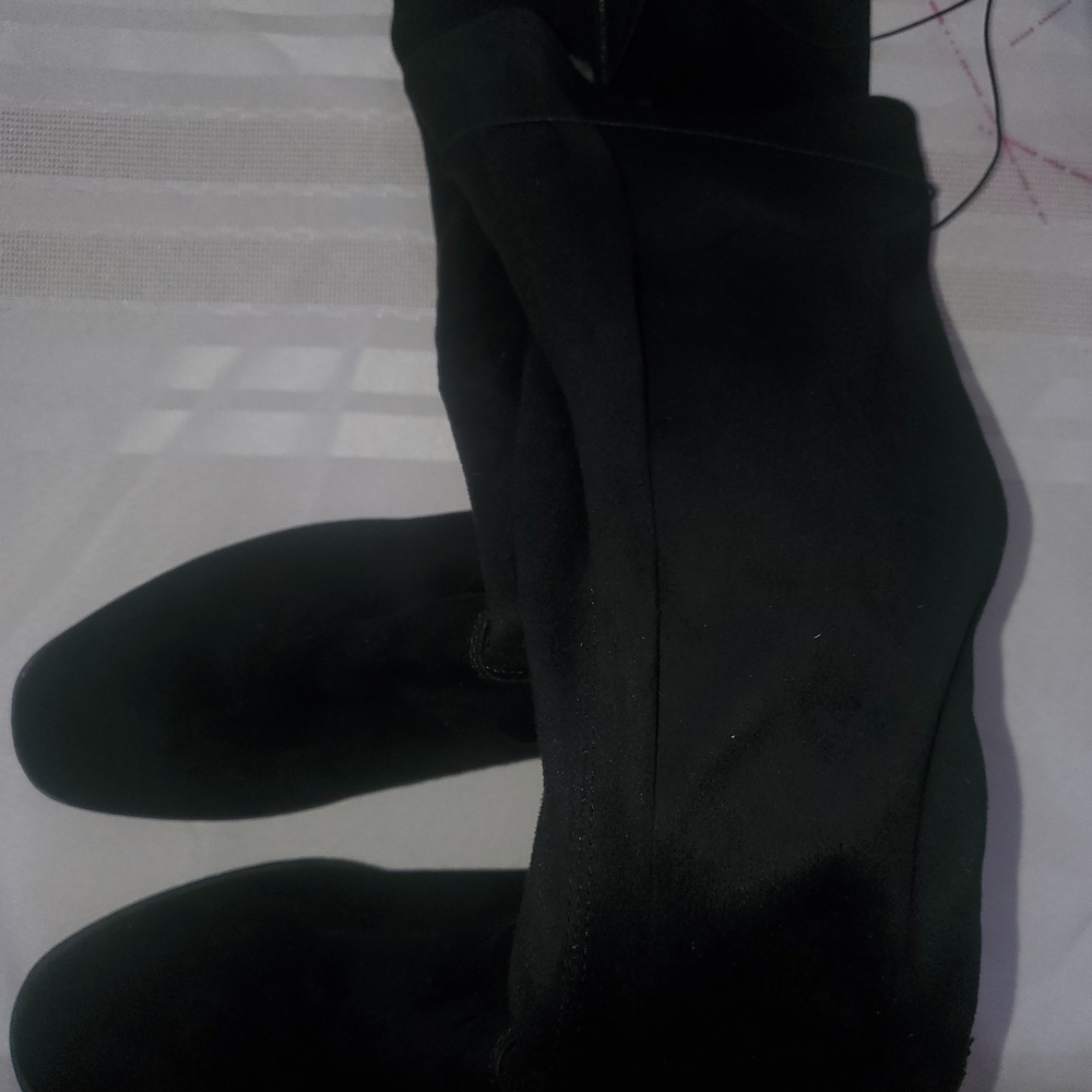 Kenneth Cole Black Heeled Stanford Boots